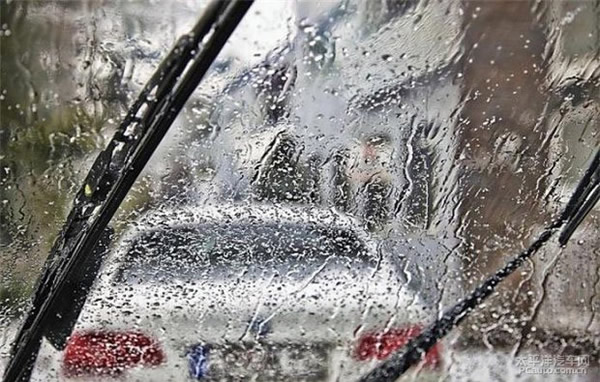 科目二、科目三遇到下雨天應(yīng)該怎樣做？考試順利會(huì)通過