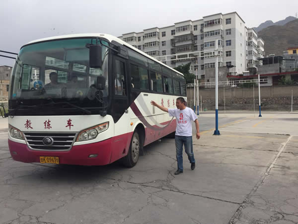 做到兩點(diǎn)，輕松考試，順利拿證