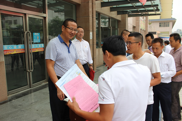 隴運(yùn)集團(tuán)武都汽車(chē)站、武都客運(yùn)公司開(kāi)展 “安全警示日”活動(dòng)