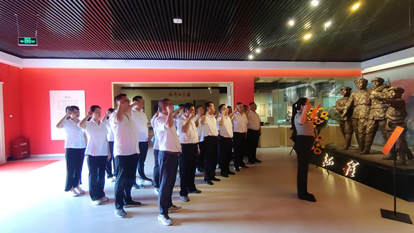 隴運集團(tuán)公司開展“紅色教育強(qiáng)信念 支部聯(lián)建促發(fā)展”主題黨日活動